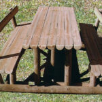 Mesa de exterior com bancos